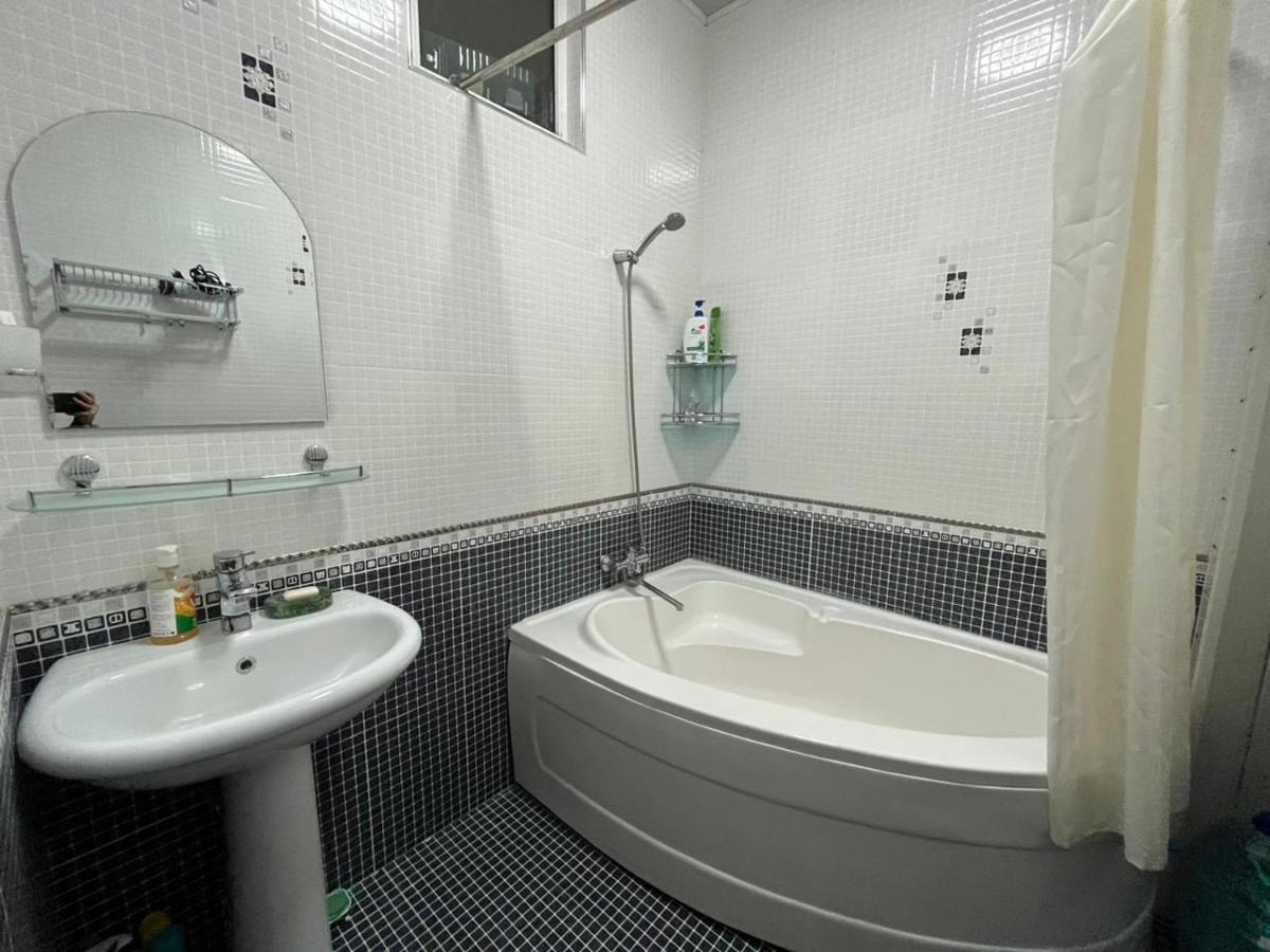 Apartment 3-Room Beruni Street Samarkand Exteriör bild